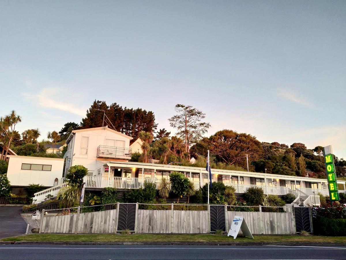 Te Awa Motel Whanganui Bagian luar foto