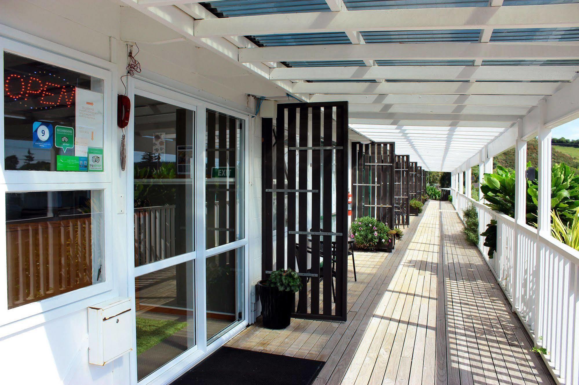 Te Awa Motel Whanganui Bagian luar foto